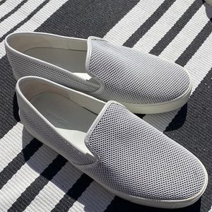 Vince slip pms like new I only wore once. I have wide feet they felt a narrow